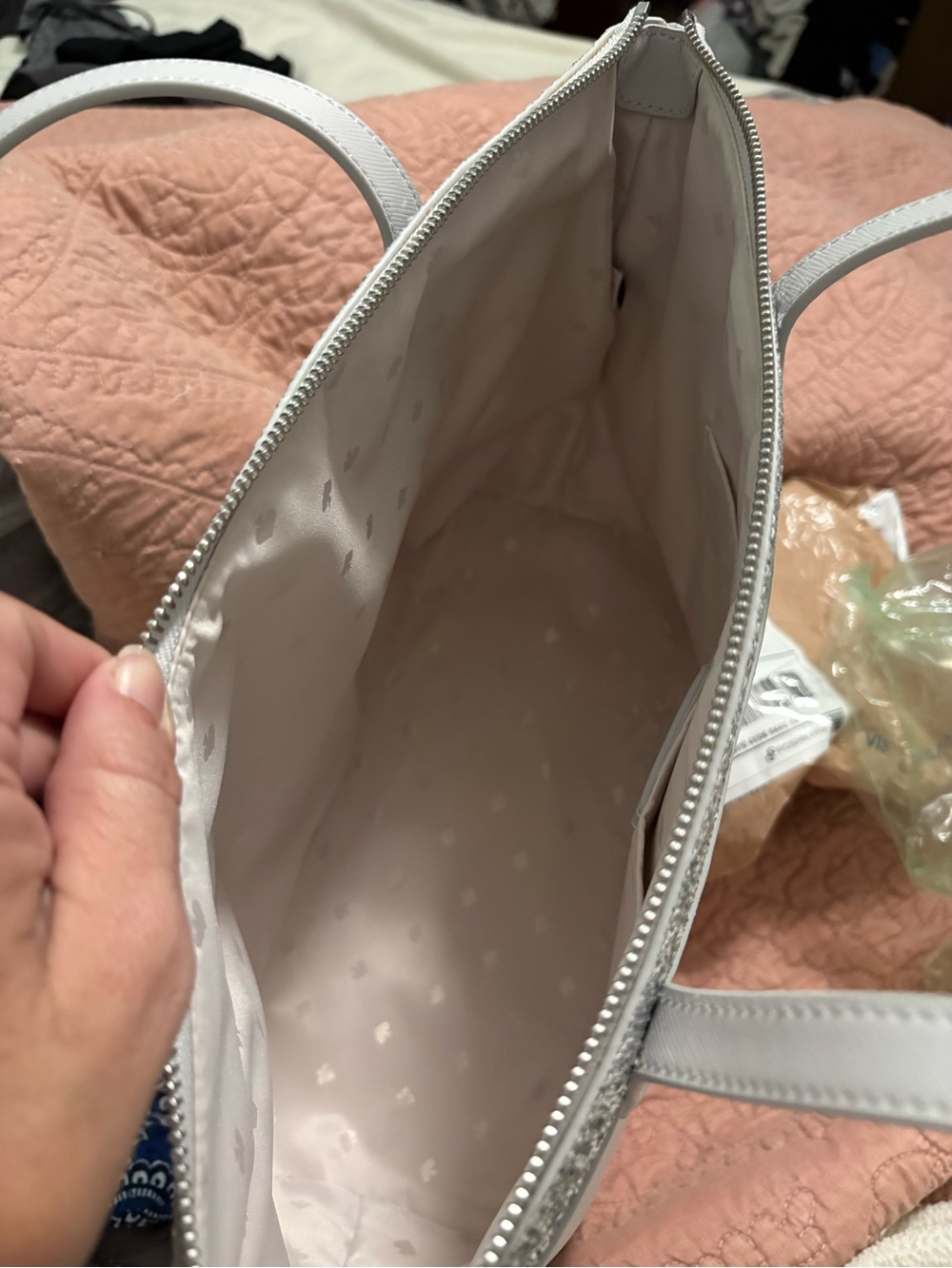 Low start $5 kate spade White Tote with Silver Glitter Trim - Picture 7 of 7
